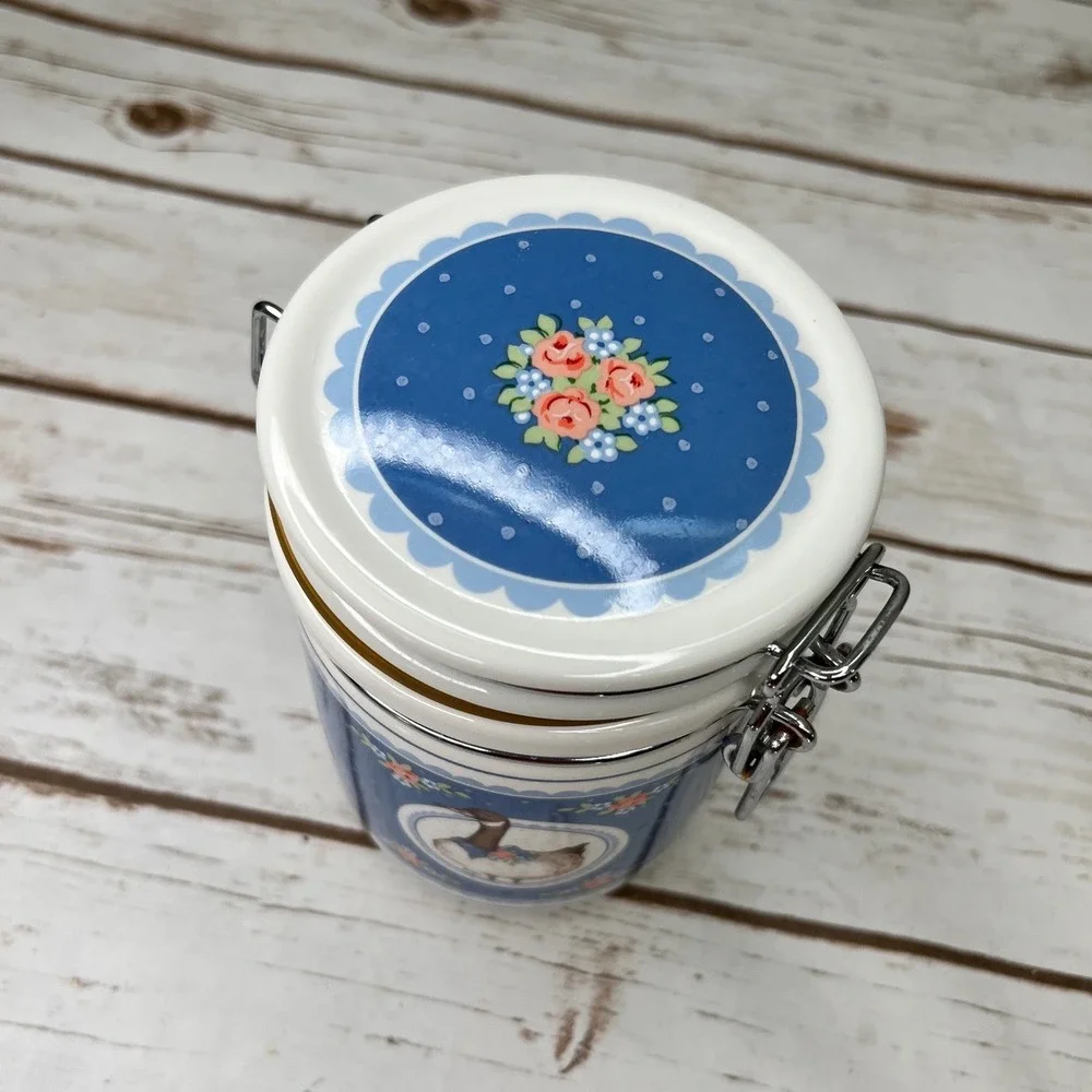 George-Good Fabrizio Canister Blue Country Goose Floral Vintage 1985 Small
